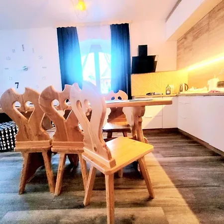 Apartment Cozy In With Mountain View *